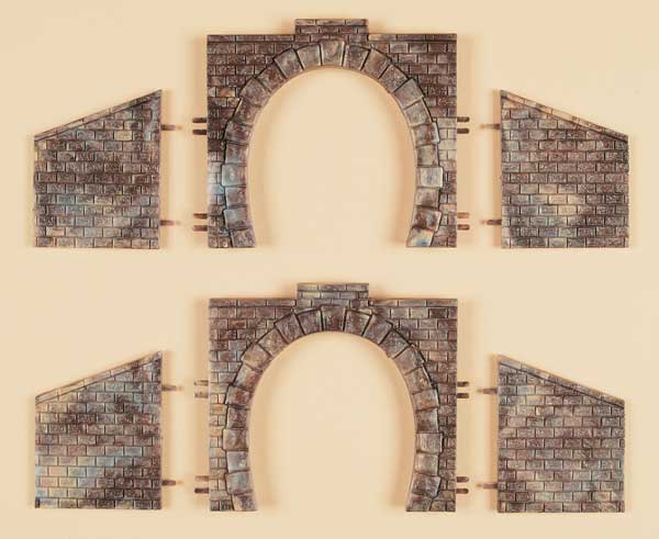 2 Tunnel portals<br /><a href='images/pictures/Auhagen/43616.jpg' target='_blank'>Full size image</a>